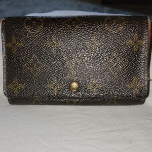 Louis Vuitton Brown and Gold Monogram Card Holder